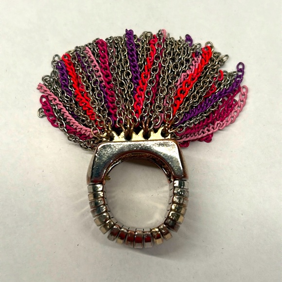 Unique and fun statement ring - adjustable! - Picture 4 of 6